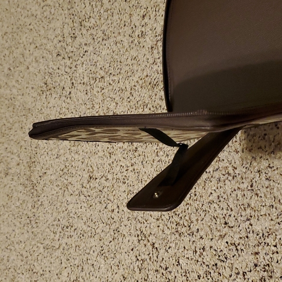 Nine West Animal Print Tablet Case - Picture 9 of 12